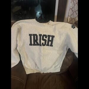 EUC Vintage 90’s Irish Notre Dame Crew Neck - From Campus Bookstore‎ Size XL